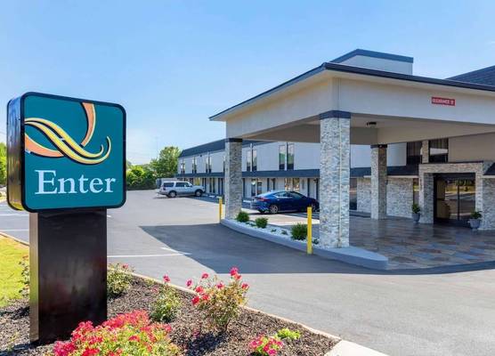 Quality Inn Cleveland North 1
