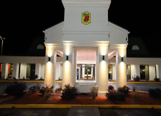 Super 8 by Wyndham Florence SC I-95 North - Hwy 76 1