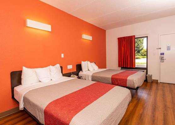 Motel 6 Kingsport, TN 1