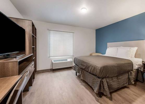 WoodSpring Suites Charlotte - University Research Park 1