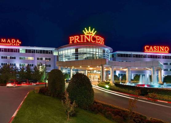 Ramada Plaza by Wyndham Gevgelija 1
