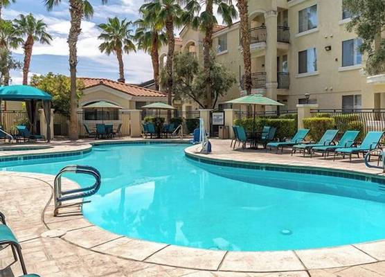 Club de Soleil All-Suite Resort 1