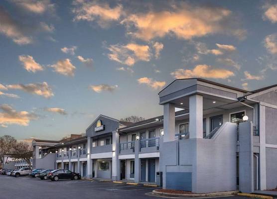 Days Inn by Wyndham Raleigh Glenwood-Crabtree 1