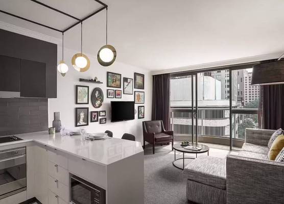 Mantra 2 Bond Street 1