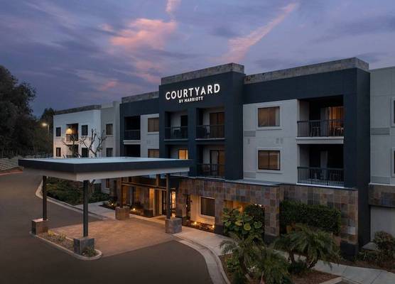 Courtyard by Marriott San Diego Carlsbad 1