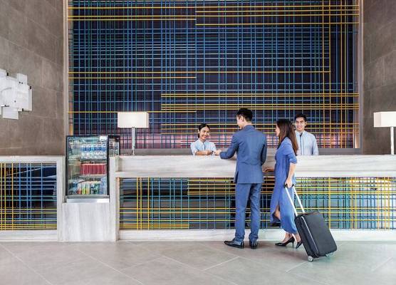 Holiday Inn Express BANGKOK SOI SOONVIJAI by IHG 1