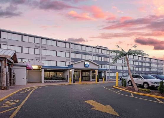 Best Western New Brunswick - East Brunswick 1