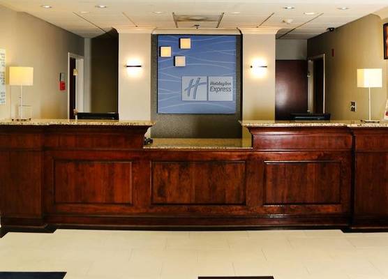 Holiday Inn Express & Suites SUMTER by IHG 1