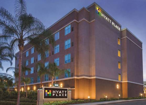 Hyatt Place at Anaheim Resort / Convention Center 1