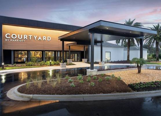 Courtyard by Marriott West Palm Beach 1