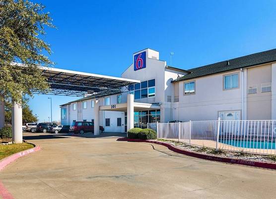 Motel 6-Terrell, TX 1