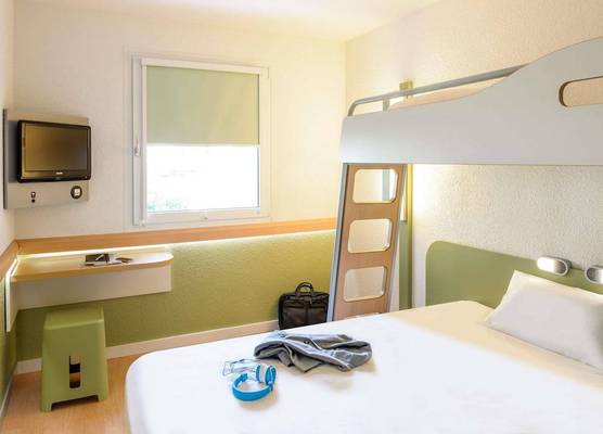 ibis budget Amberieu en Bugey/Chateau Gaillard A42 1