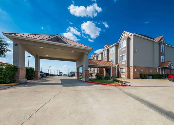 Quality Inn & Suites North Mesquite I-30 1