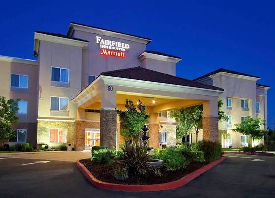 Fairfield Inn & Suites Fresno Clovis 1