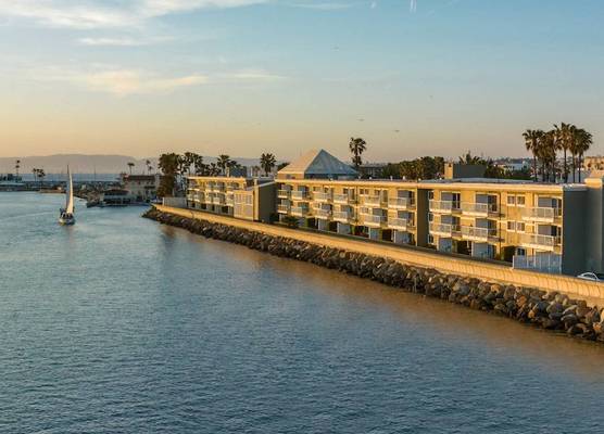 The Portofino Hotel & Marina, a Noble House Hotel 1