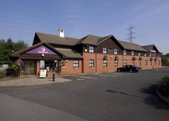 Premier Inn Walsall - M6 J10 1