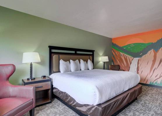 Ridgeline Hotel at Yellowstone, an Ascend Collection Hotel 1