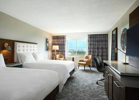 Renaissance Meadowlands Hotel 1