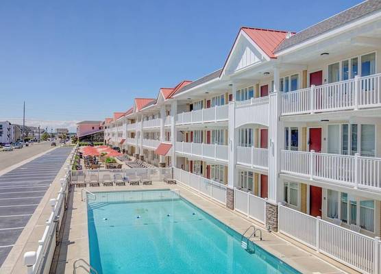 Desert Sand Resort 1