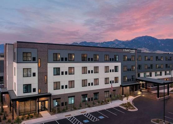 Courtyard by Marriott Bozeman 1