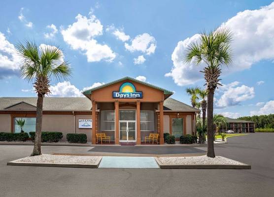 Days Inn by Wyndham Hardeeville/ I-95 State Line 1