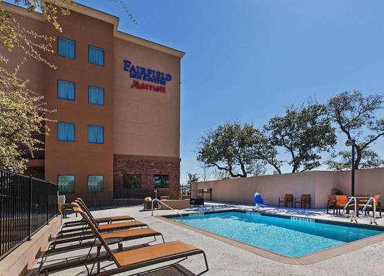 Fairfield Inn and Suites by Marriott Austin Northwest/Research Blvd 1