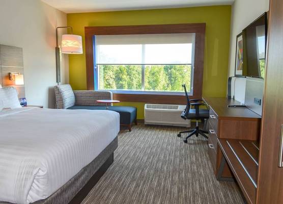 Holiday Inn Express & Suites RALEIGH AIRPORT - BRIER CREEK by IHG 1