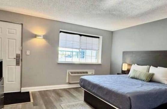 O'Hare Inn & Suites 1