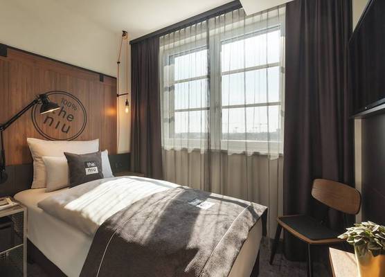 Holiday Inn - the niu, Bricks Hamburg Eppendorf by IHG 1