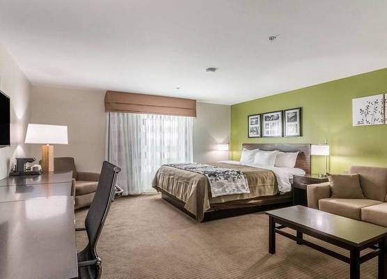 Sleep Inn & Suites College Station near University 1