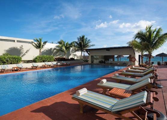 Club Regina Cancun 1