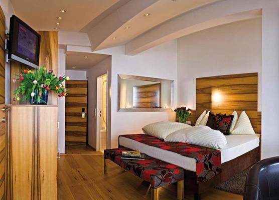 Sporthotel Snowwhite 1
