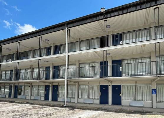 Motel 6 Richmond, KY EKU Campus Area 1