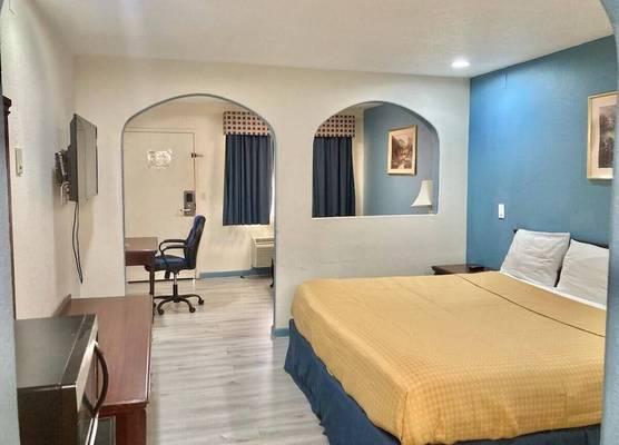 Americas Best Value Inn & Suites Houston Brookhollow NW 1