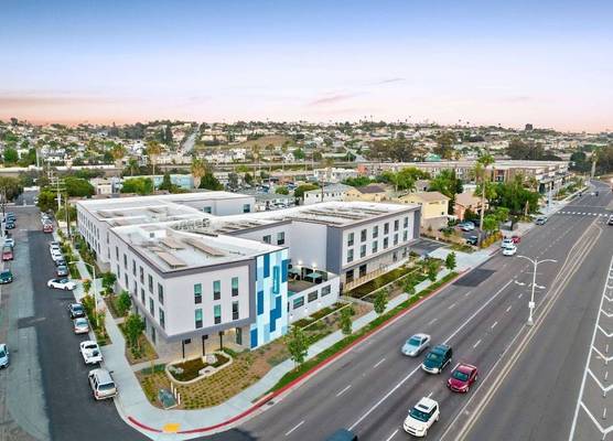 Fairfield Inn & Suites by Marriott San Diego Pacific Beach 1