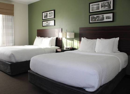 Sleep Inn & Suites Conference Center Eau Claire North 1