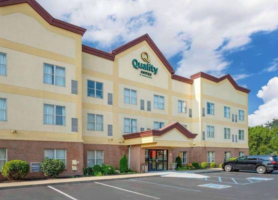Quality Suites 1
