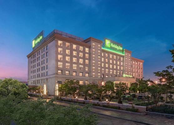 Holiday Inn Foshan Nanhai Central by IHG 1