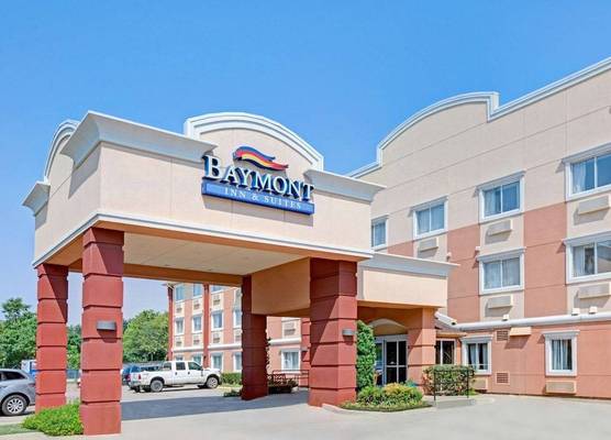 Baymont by Wyndham Dallas/ Love Field 1
