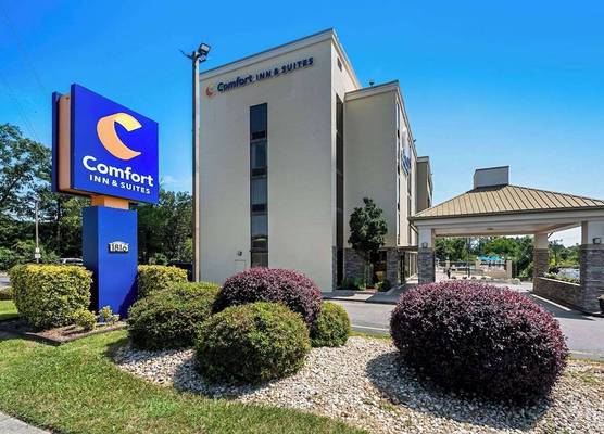 Comfort Inn & Suites Durham near Duke University 1