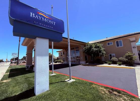 Baymont by Wyndham Manteca 1