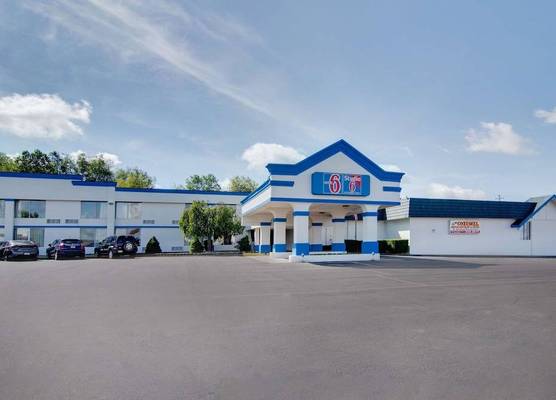 Motel 6-Clarion, PA 1