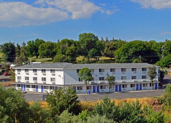 Pendleton Inn and Suites 1
