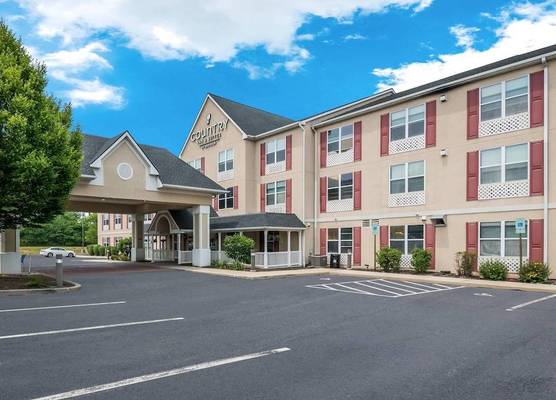 Country Inn & Suites by Radisson, Harrisburg Northeast - Hershey 1