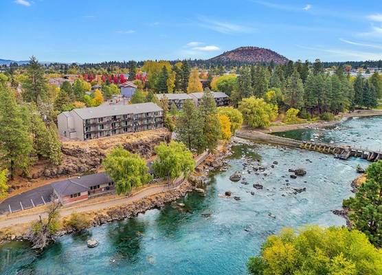 Bend Riverside Rentals 1