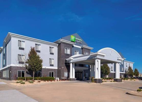 Holiday Inn Express & Suites PITTSBURG by IHG 1