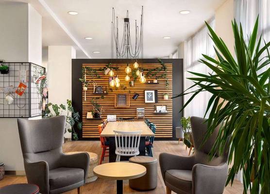 Vienna House Easy by Wyndham Bucharest Airport 1
