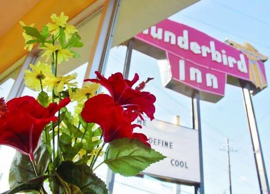 The Thunderbird Inn 1