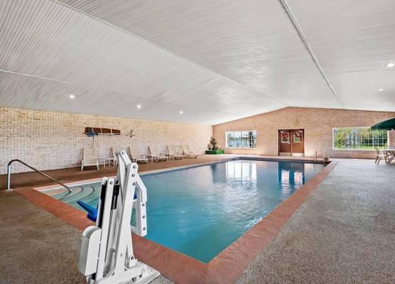 Days Inn by Wyndham Whitmore Lake Near Ann Arbor And Brighton 1