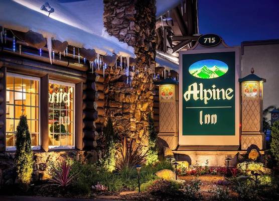 Alpine Inn near Convention Center and the Park 1